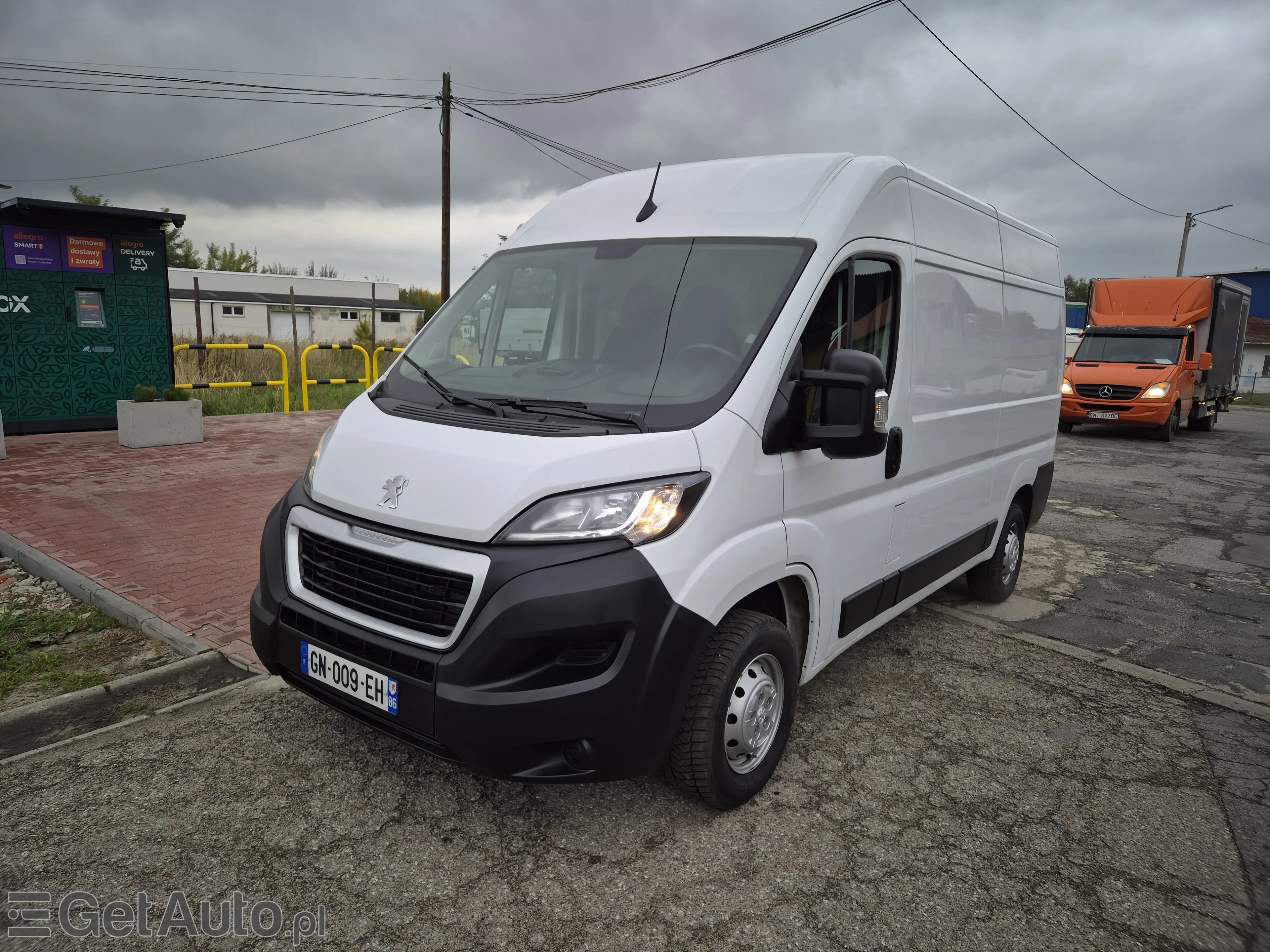 PEUGEOT Boxer L2H2
