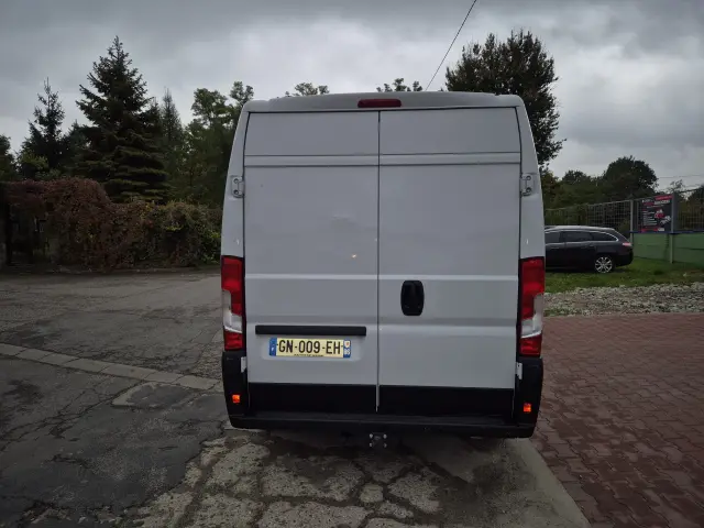 PEUGEOT Boxer L2H2