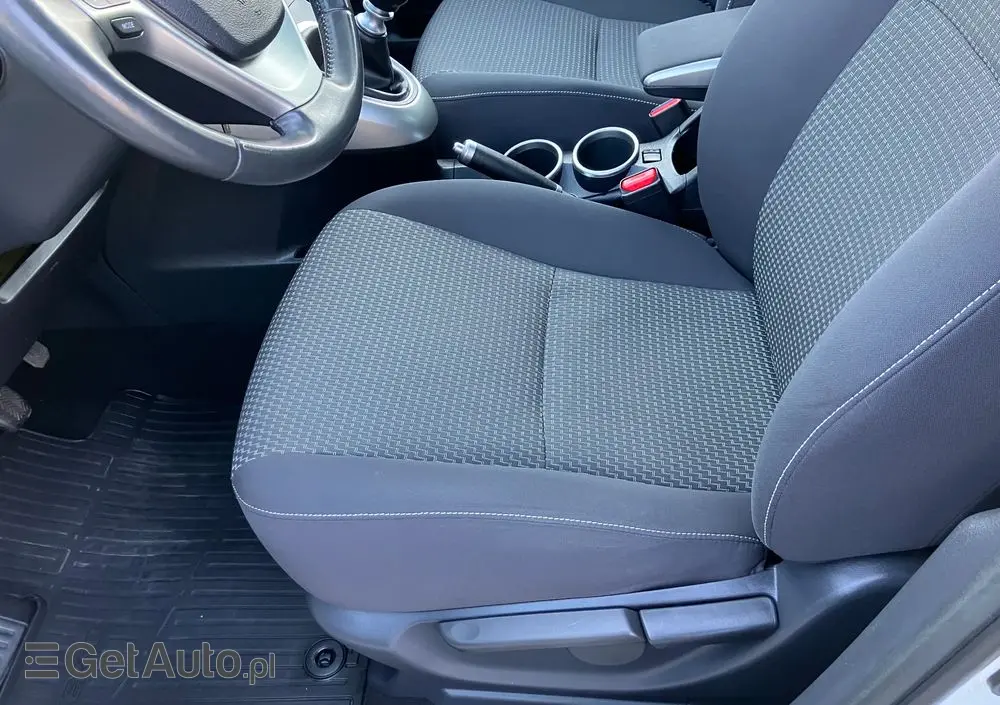 TOYOTA Verso 1.8 Sol