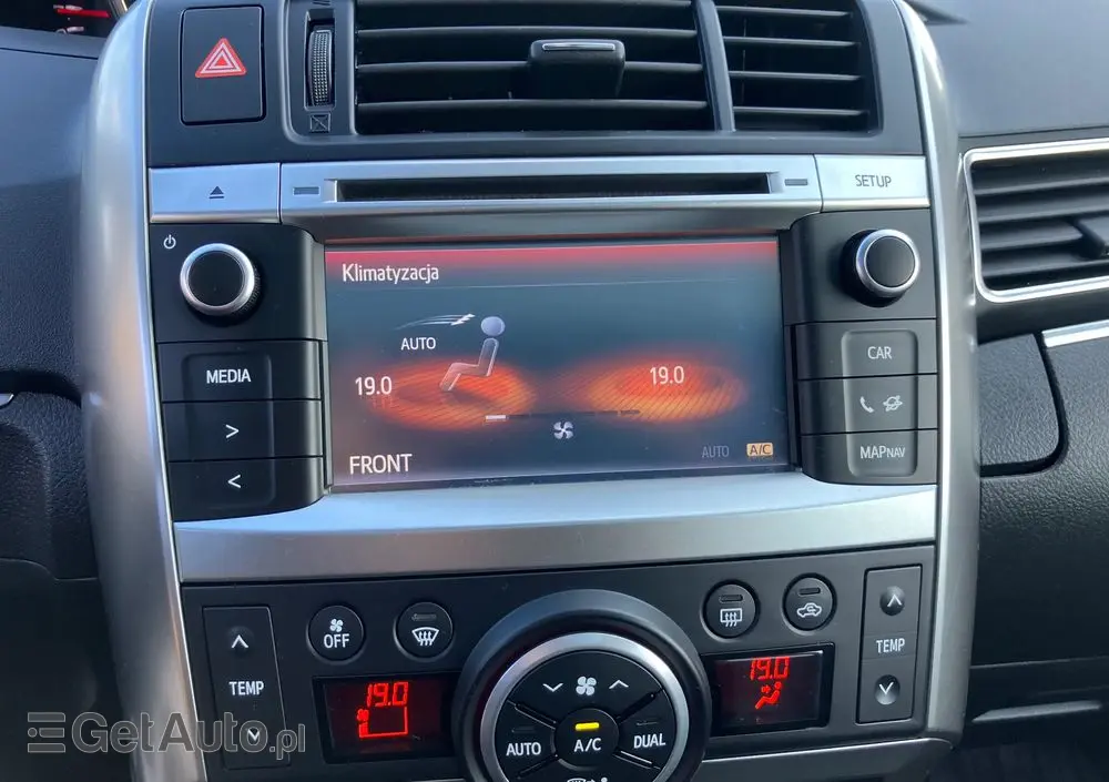 TOYOTA Verso 1.8 Sol