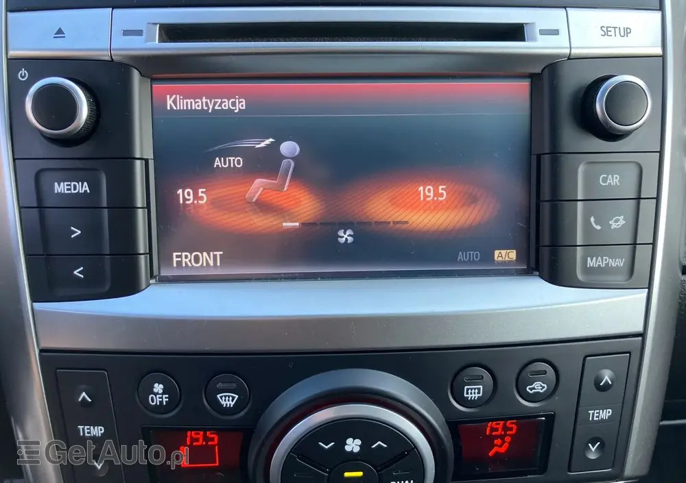 TOYOTA Verso 1.8 Sol