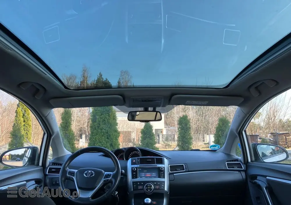 TOYOTA Verso 1.8 Sol