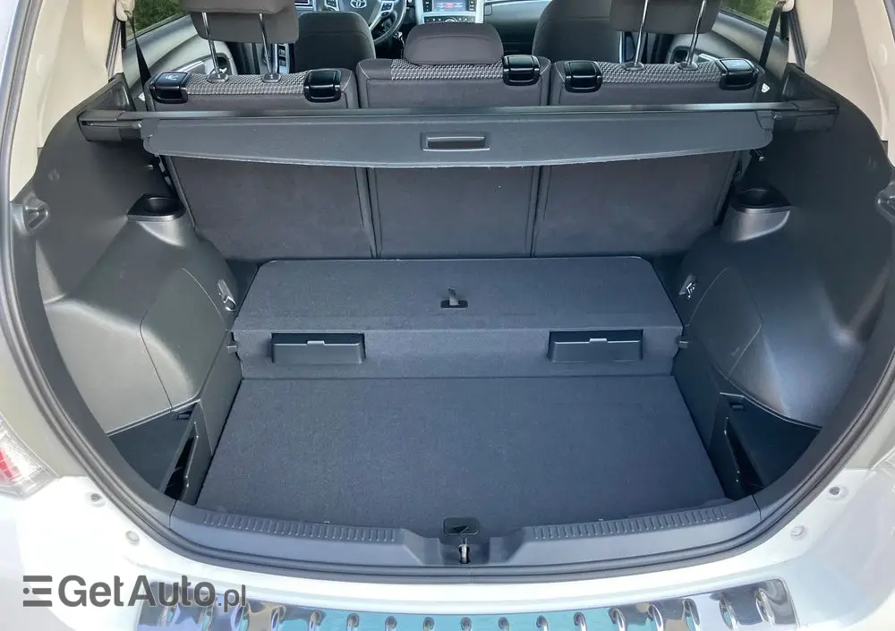 TOYOTA Verso 1.8 Sol