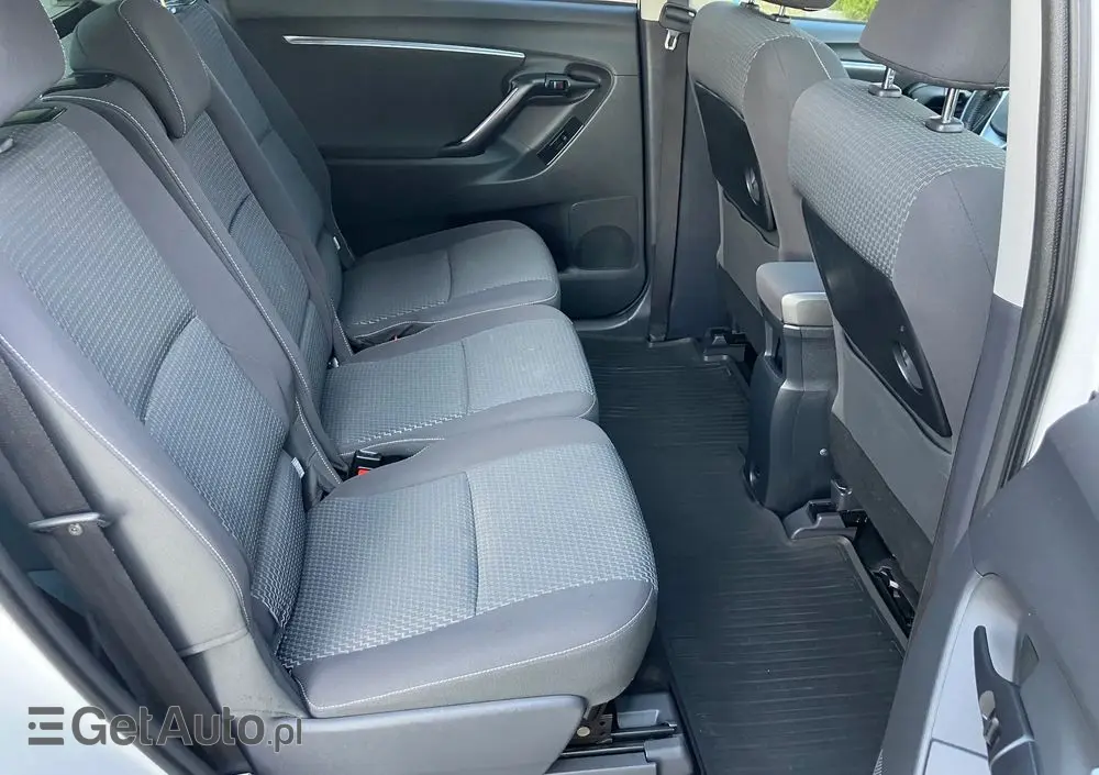 TOYOTA Verso 1.8 Sol