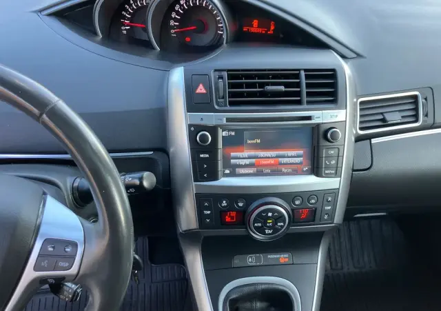 TOYOTA Verso 1.8 Sol