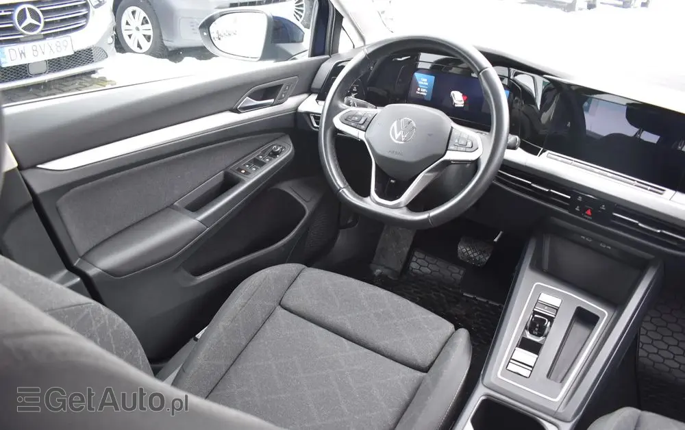 VOLKSWAGEN Golf 1.5 eTSI OPF DSG Life