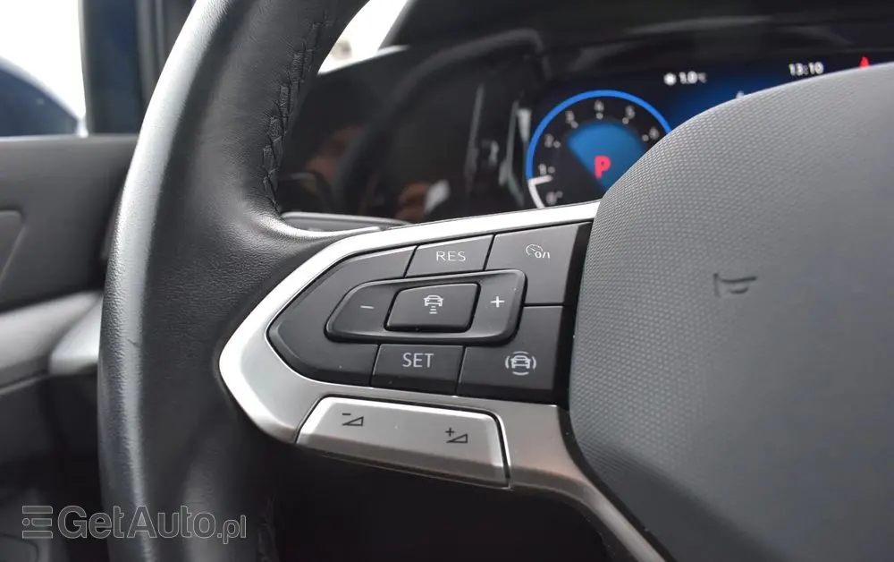 VOLKSWAGEN Golf 1.5 eTSI OPF DSG Life