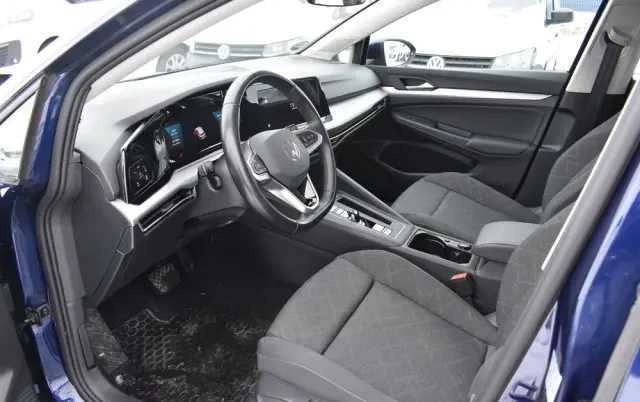 VOLKSWAGEN Golf 1.5 eTSI OPF DSG Life