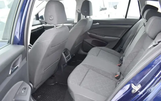 VOLKSWAGEN Golf 1.5 eTSI OPF DSG Life