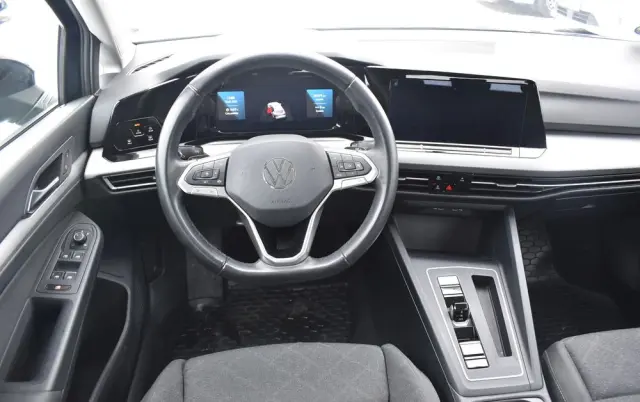 VOLKSWAGEN Golf 1.5 eTSI OPF DSG Life