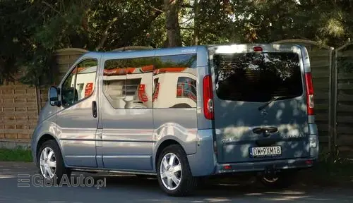 OPEL Vivaro 
