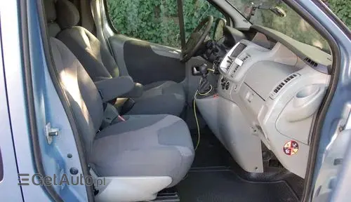 OPEL Vivaro 