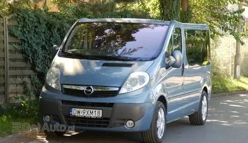 OPEL Vivaro 