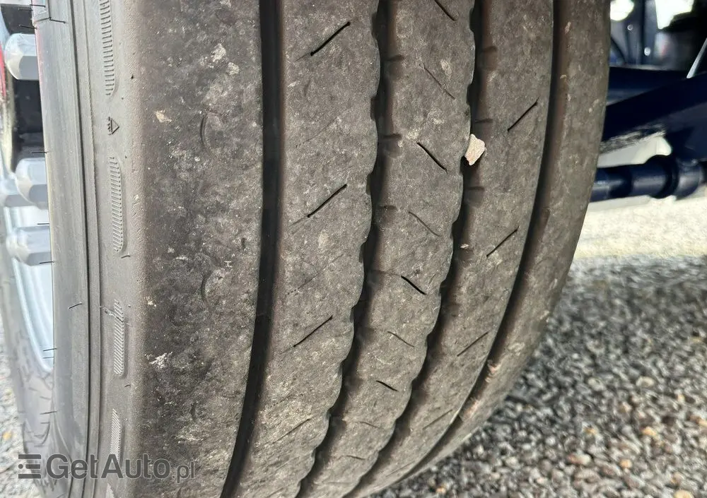 SAMRO Ciężarowa 2-osiowa na poduszkach 