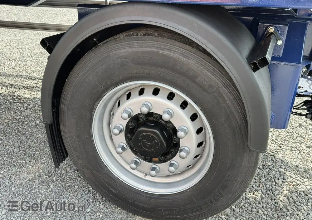 SAMRO Ciężarowa 2-osiowa na poduszkach 