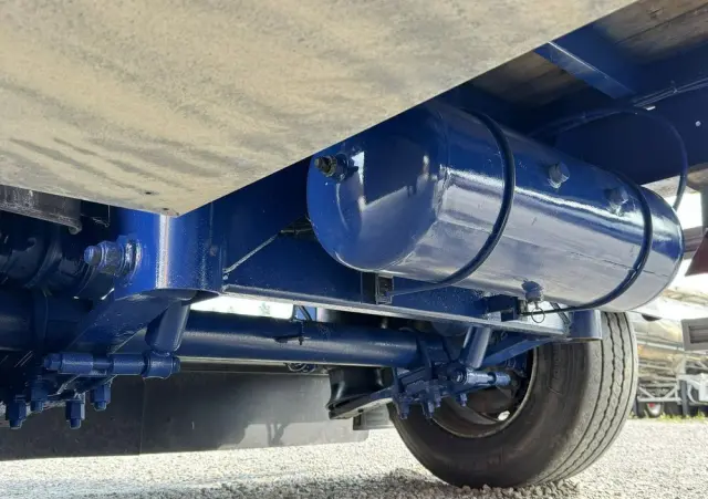 SAMRO Ciężarowa 2-osiowa na poduszkach 