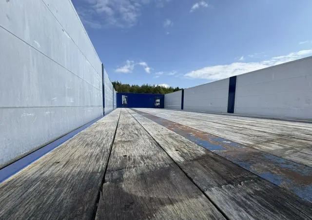 SAMRO Ciężarowa 2-osiowa na poduszkach 