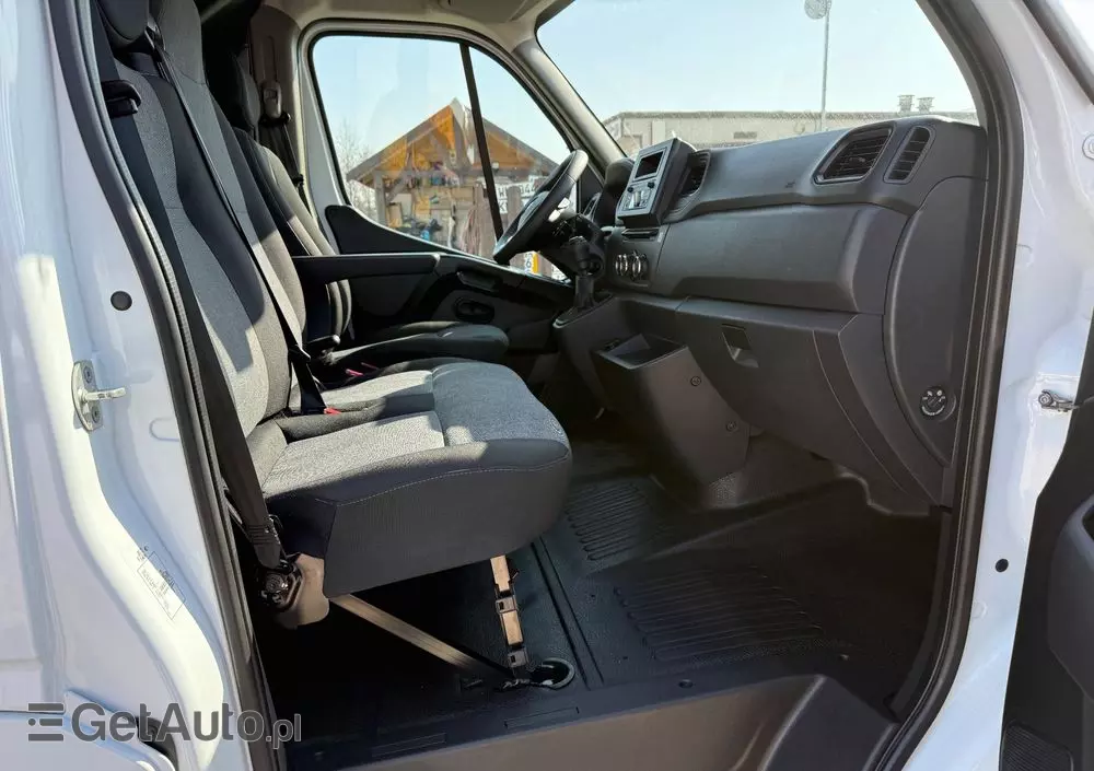 RENAULT MASTER/L3H2/ 2024/Klima/tempoma/hak/multifunkcja/ 