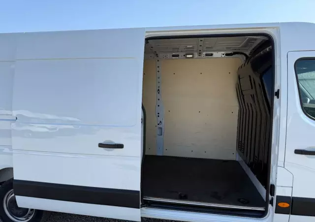 RENAULT MASTER/L3H2/ 2024/Klima/tempoma/hak/multifunkcja/ 