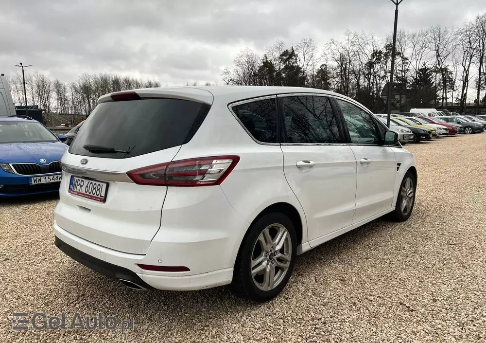 FORD S-Max 2.0 TDCi Titanium PowerShift