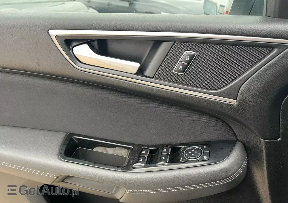 FORD S-Max 2.0 TDCi Titanium PowerShift