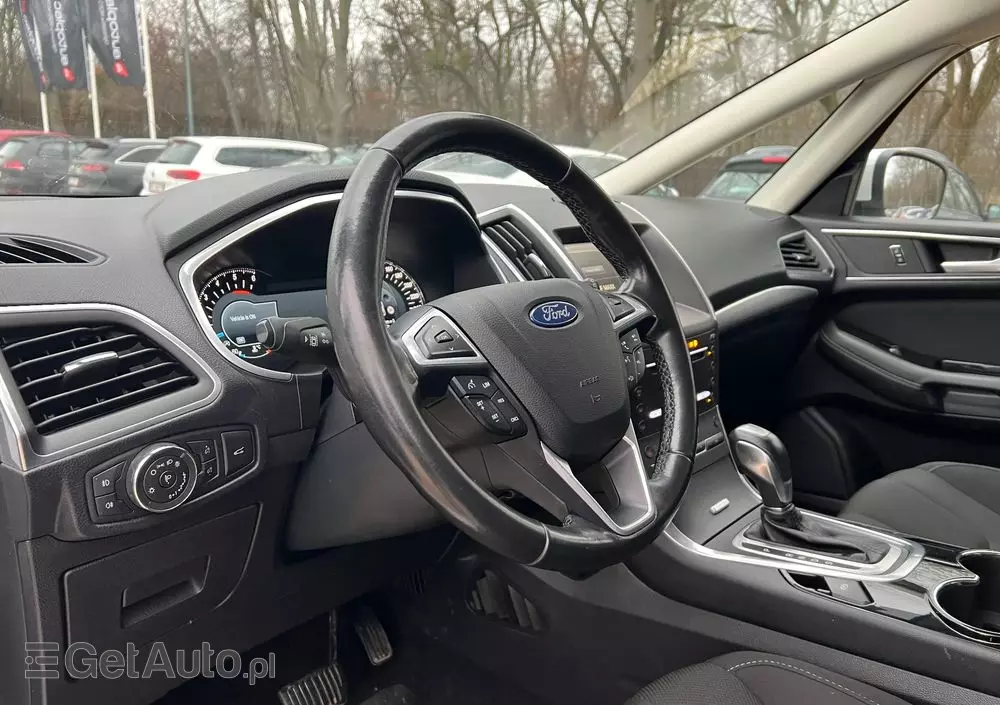 FORD S-Max 2.0 TDCi Titanium PowerShift