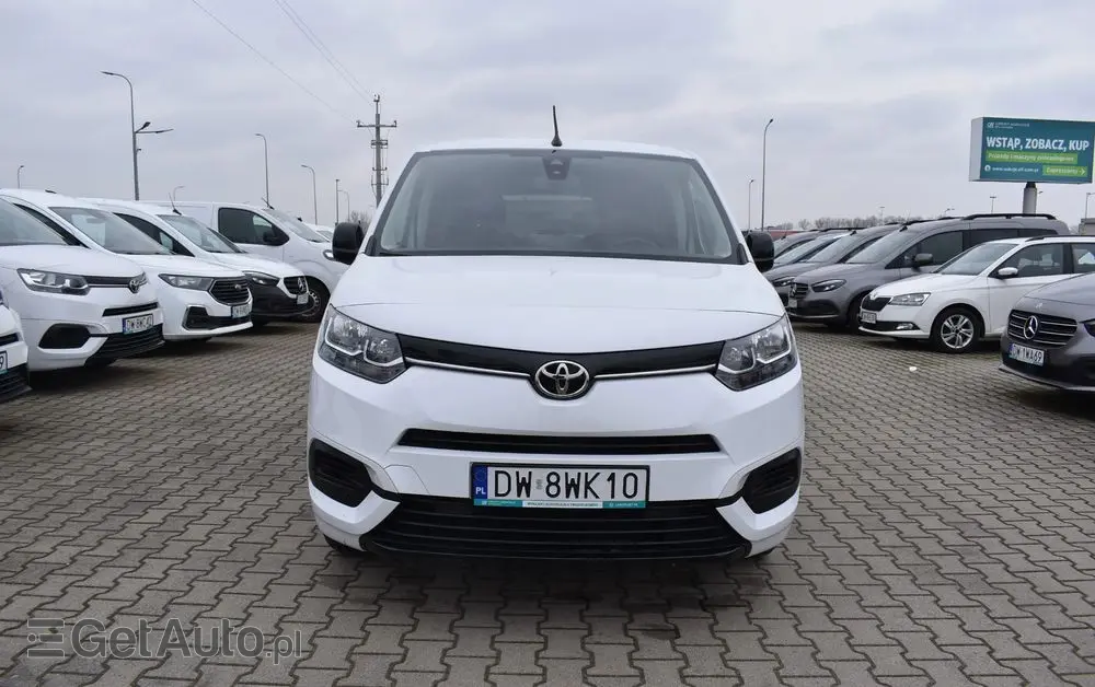 TOYOTA Proace City Verso 1.5 D-4D Business