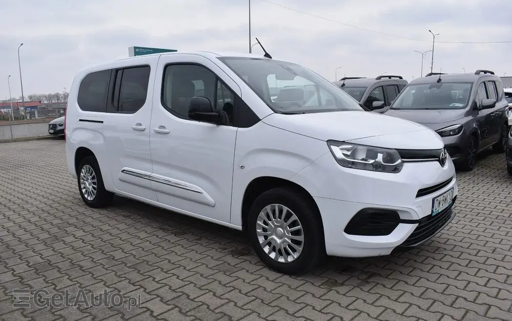 TOYOTA Proace City Verso 1.5 D-4D Business