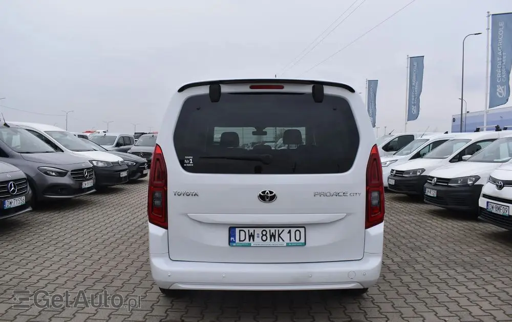 TOYOTA Proace City Verso 1.5 D-4D Business