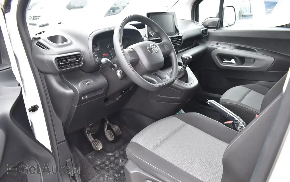 TOYOTA Proace City Verso 1.5 D-4D Business