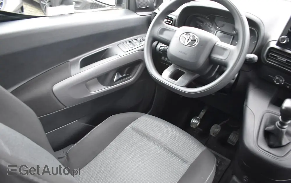 TOYOTA Proace City Verso 1.5 D-4D Business