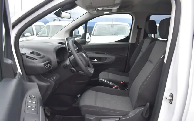 TOYOTA Proace City Verso 1.5 D-4D Business