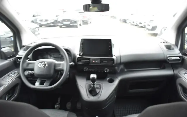 TOYOTA Proace City Verso 1.5 D-4D Business