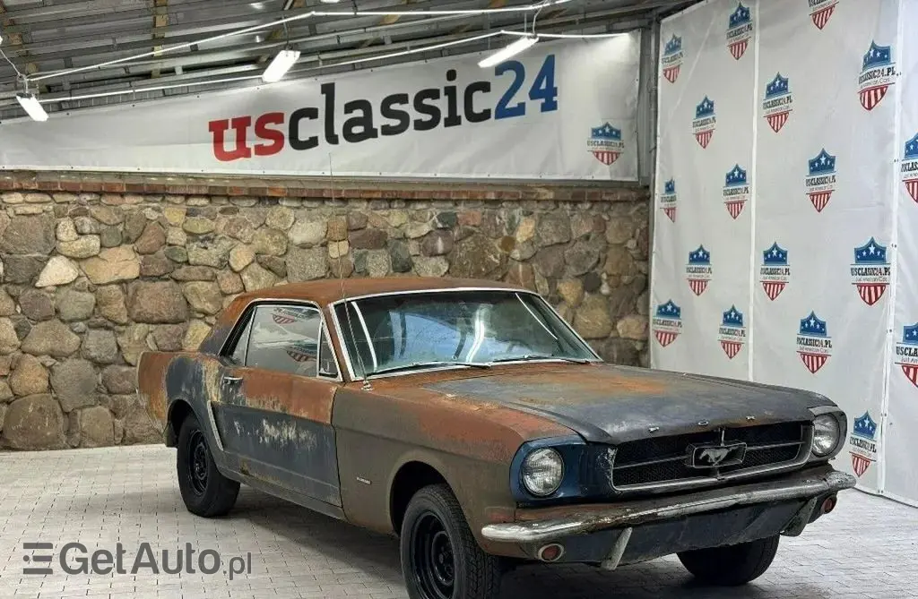 FORD Mustang 