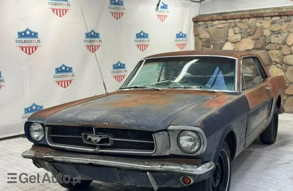 FORD Mustang 