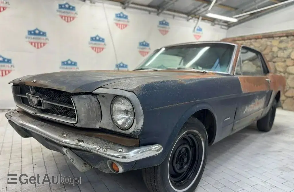 FORD Mustang 