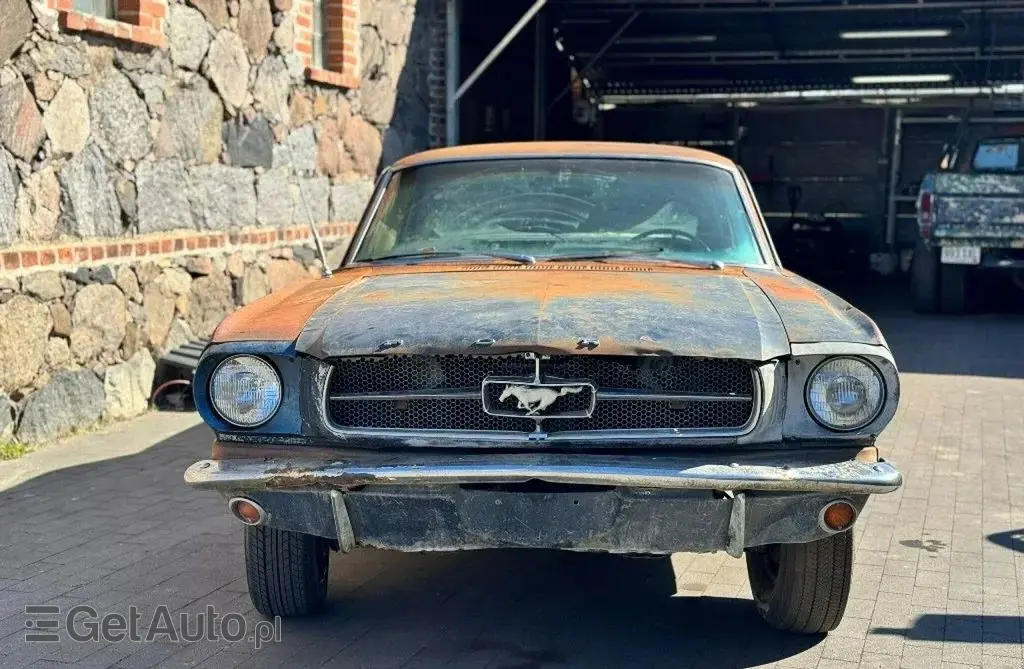 FORD Mustang 