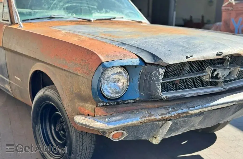 FORD Mustang 