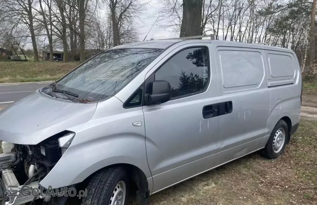 HYUNDAI H1 