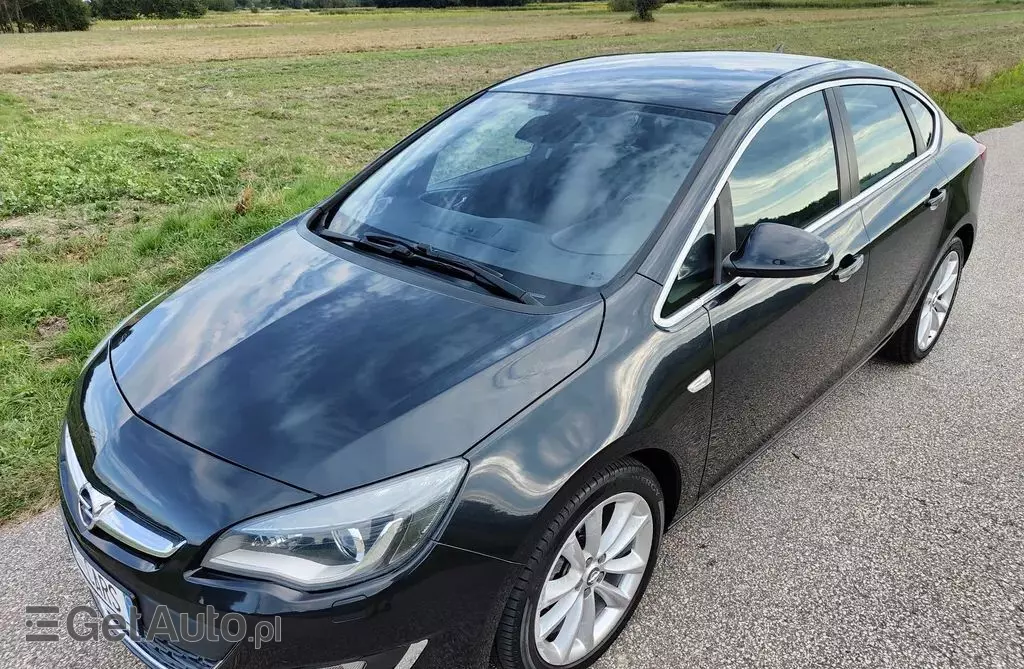 OPEL Astra 1.4 Turbo (140 KM)