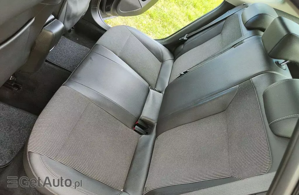 OPEL Astra 1.4 Turbo (140 KM)