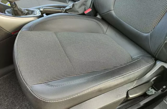 OPEL Astra 1.4 Turbo (140 KM)