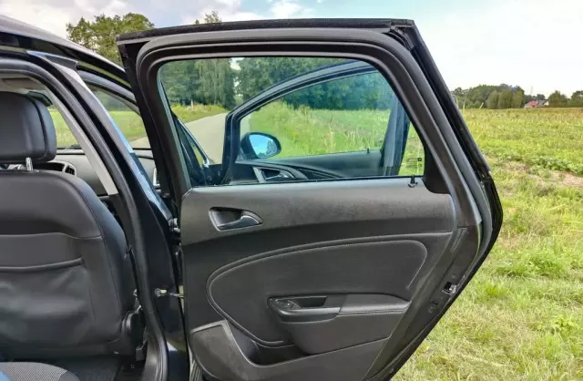 OPEL Astra 1.4 Turbo (140 KM)