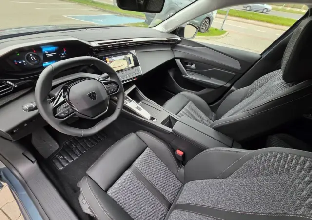 PEUGEOT 308 1.2 mHEV Allure S&S e-DCS6