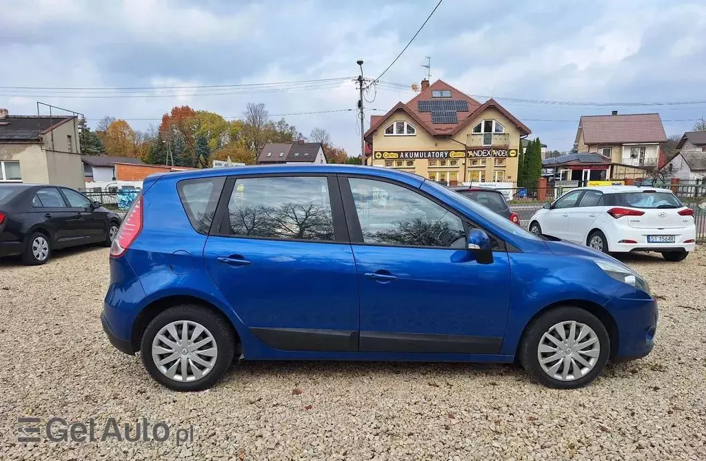 RENAULT Scenic 1.6 16V (110 KM)