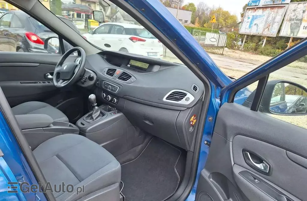 RENAULT Scenic 1.6 16V (110 KM)