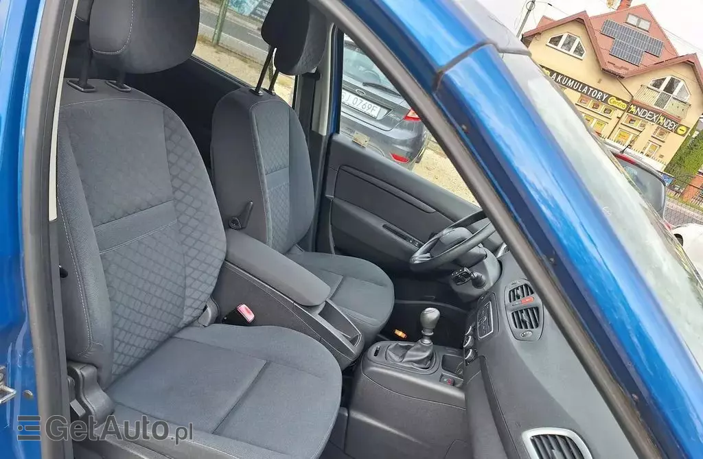 RENAULT Scenic 1.6 16V (110 KM)