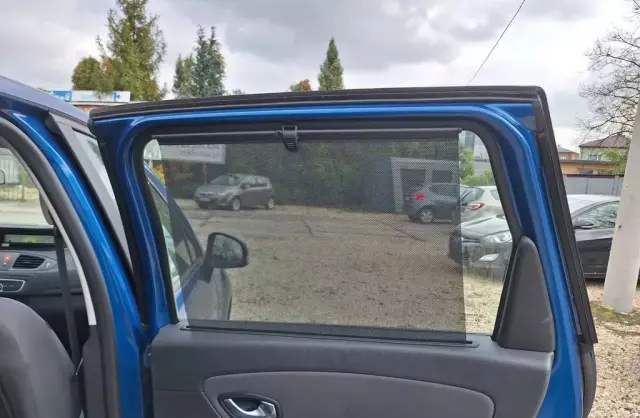 RENAULT Scenic 1.6 16V (110 KM)