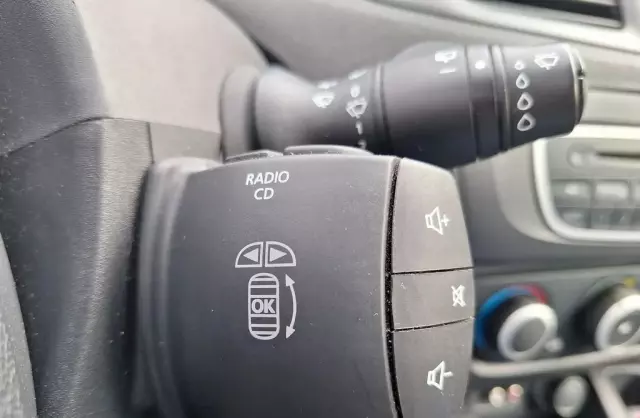 RENAULT Scenic 1.6 16V (110 KM)