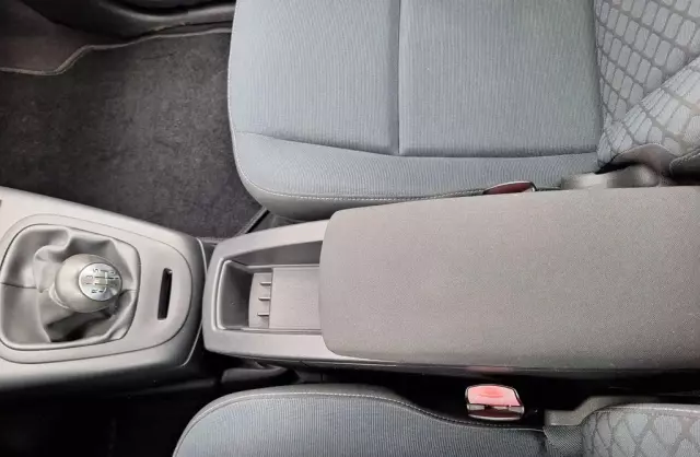 RENAULT Scenic 1.6 16V (110 KM)